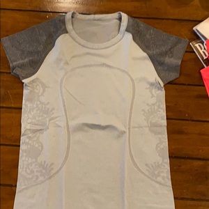 Lululemon swiftly short sleeve shirt